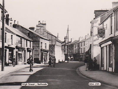 20. Stryd Fawr Bethesda