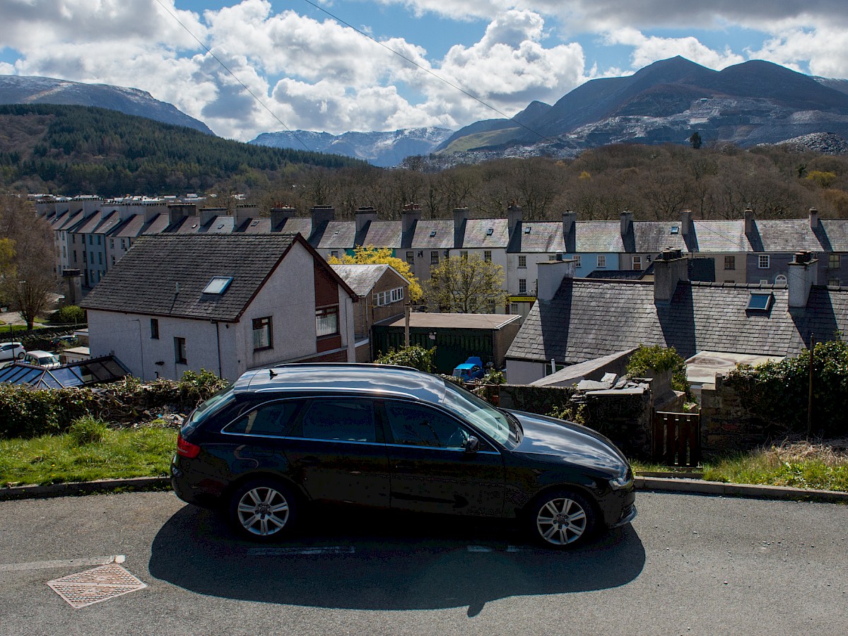 30. Stryd Fawr Bethesda