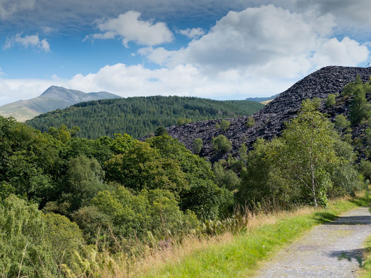 Beicio ar Lon Las Ogwen