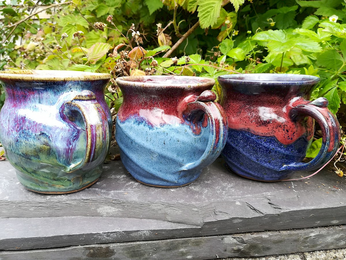 Mugs Crochenwaith Caled o Gerlan
